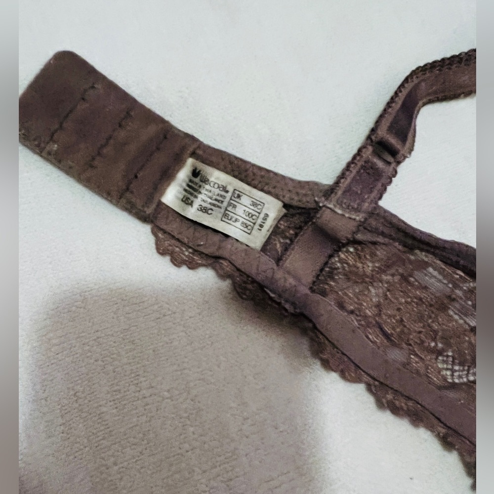 Wacoal Embrace Lace Underwire Bra 38C Brown and Caramel Crème - Picture 4 of 6